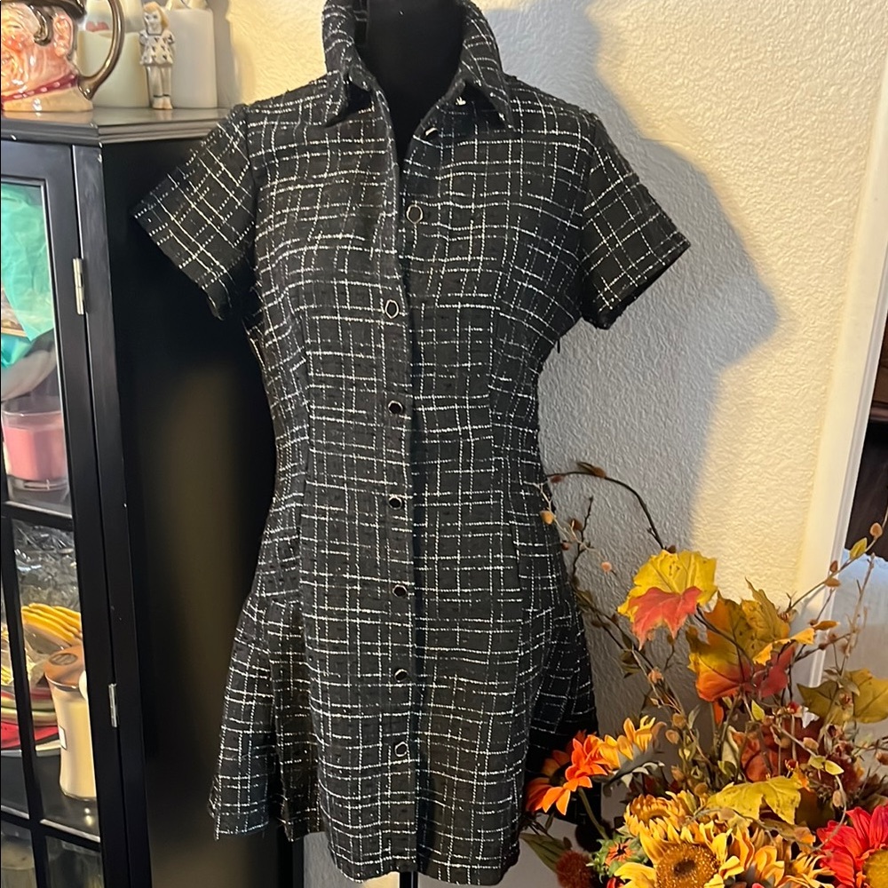 Zara Black and White Fitted Polo Button Down - Picture 1 of 7